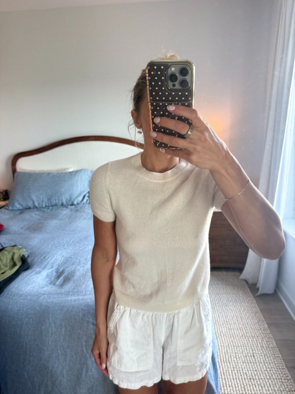 Quince Ivory Cashmere Short Sleeve Sweater (Small)